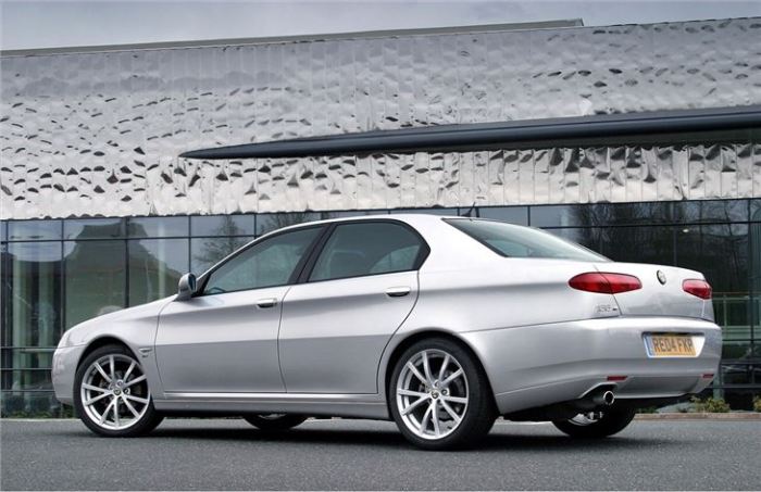 1999 alfa romeo 166 carros de luxo acessíveis até R$ 50 mil