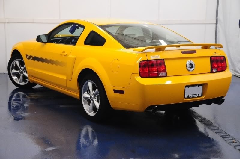 carros para parecer rico R$ 100 mil a R$ 150 mil Ford Mustang GT V8