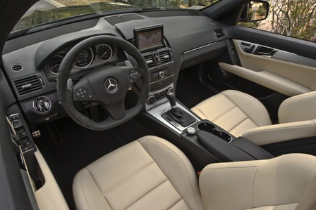 carros para parecer rico R$ 100 mil a R$ 150 mil Mercedes C63 AMG