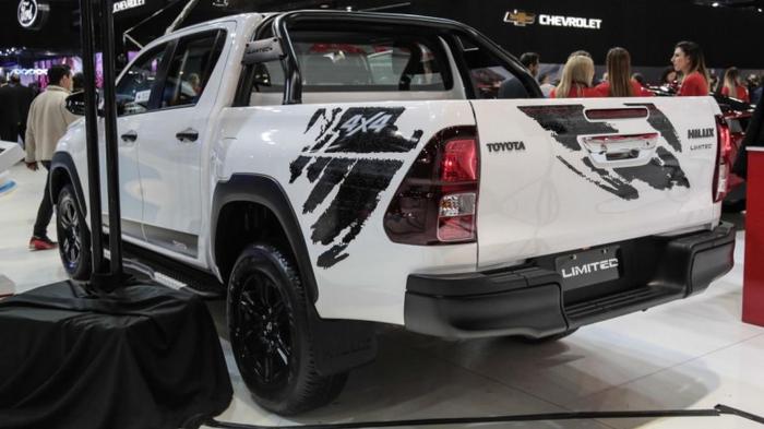 compras racionais de carros toyota hilux traseira