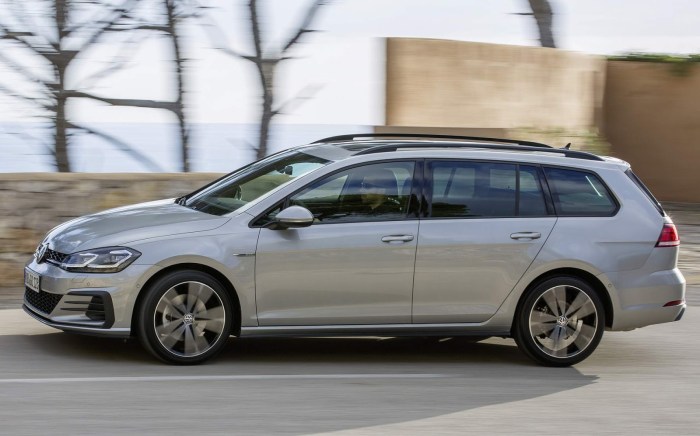 compra de carros entusiasta gearhead vw golf variant lateral