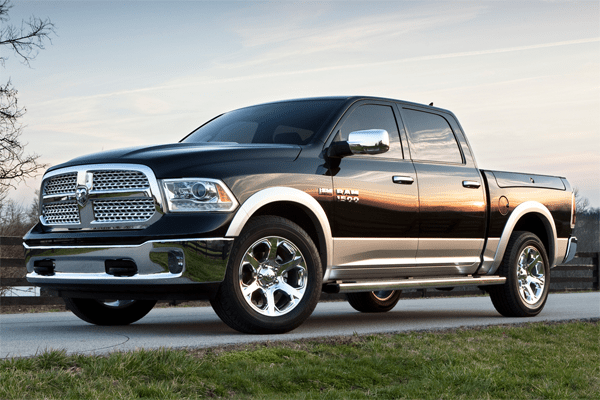 carros americanos ram laramie