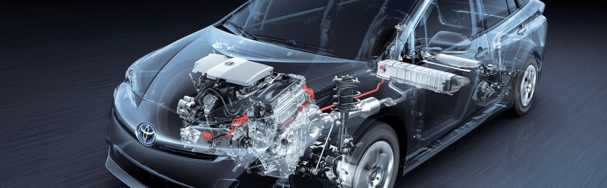 mecânico de carros híbridos e elétricos