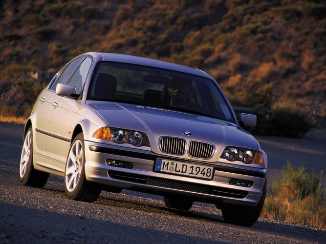 BMW Série 3 4ª geração