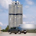 P90181326_highRes_40-anniversary-bmw-3