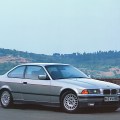 P90181327_highRes_40-anniversary-bmw-3