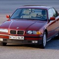 P90181333_highRes_40-anniversary-bmw-3