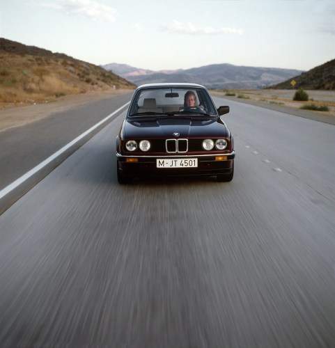 BMW Série 3 E30 frente
