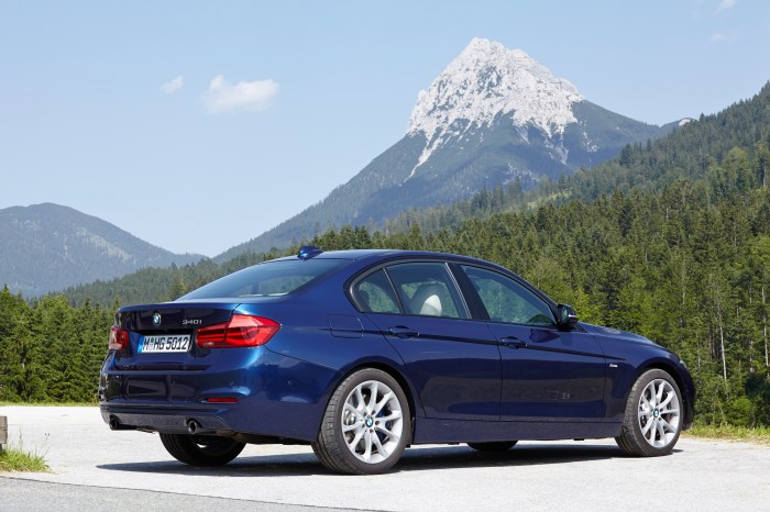 bmw série 3 F30 traseira foto HD