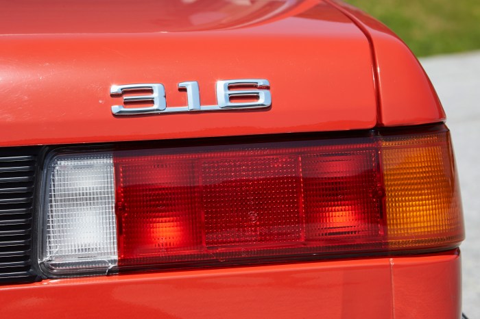 lanterna BMW Série 3 clássico