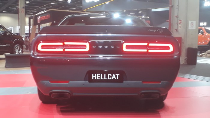 dodge charger hellcat SDA 2018