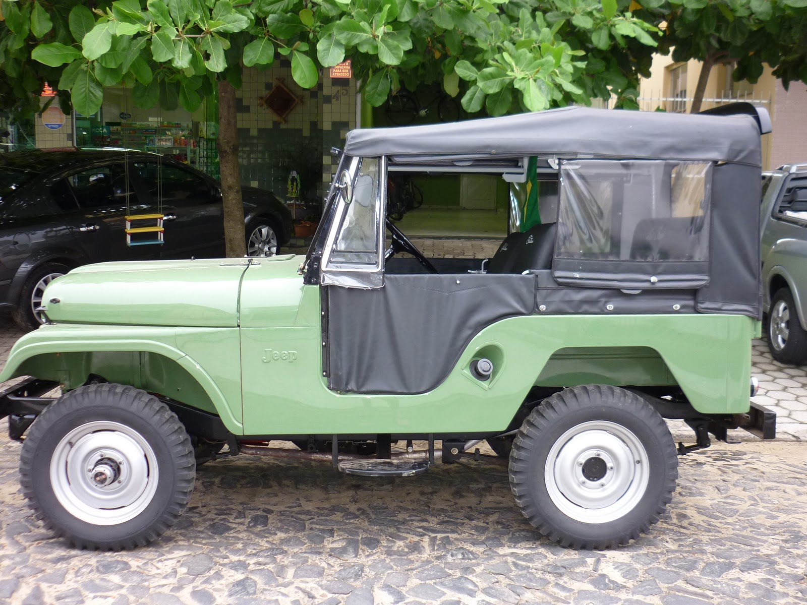 jeep_universal_1970 – Educação Automotiva, image size:1600x1200