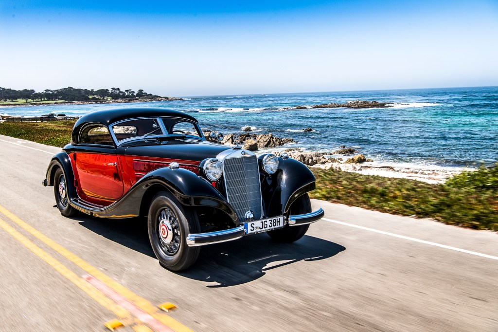 Mercedes-Benz 320 n Kombinations-Coupé (W 142) frente